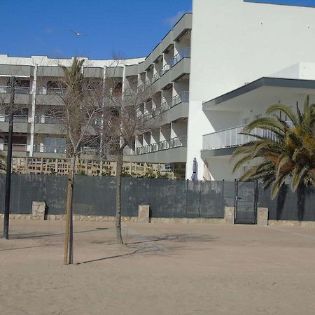 Appartement Premiere Ligne De Mer Roses Exterior photo